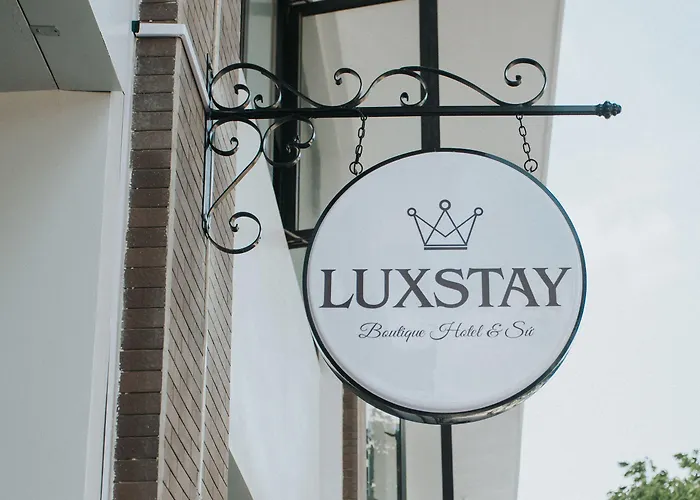Khách sạn Luxstay Hạ Long