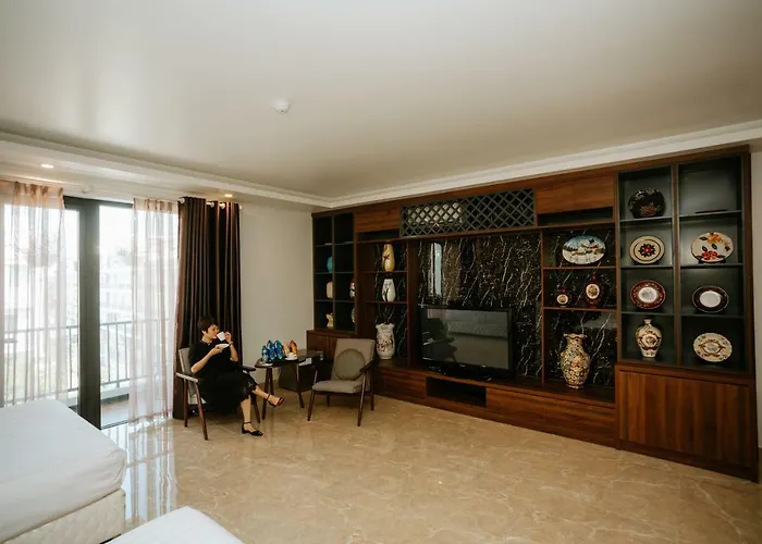 Khách sạn Luxstay